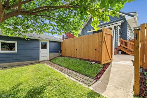 2128 S Freedom Avenue Alliance OH 44601