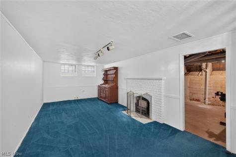 1797 Oakmount Road South Euclid OH 44121