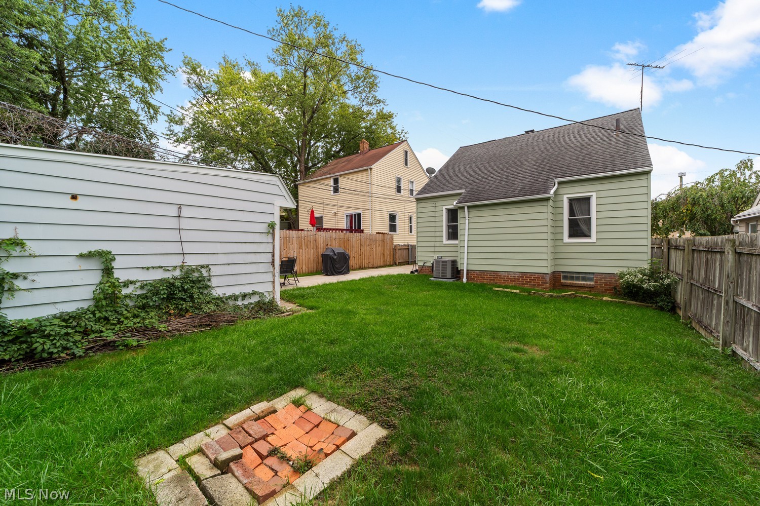 14414 Orchard Park Avenue Cleveland OH 44111