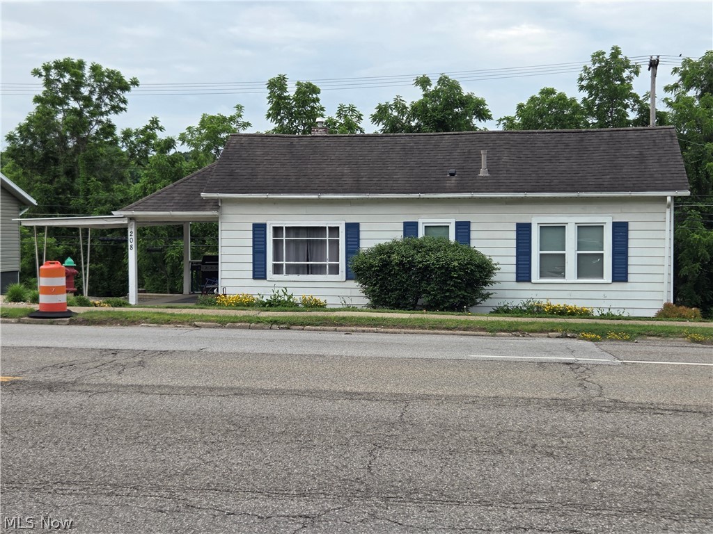 208 W Main Street New Concord OH 43762
