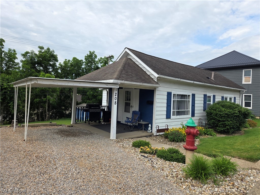 208 W Main Street New Concord OH 43762