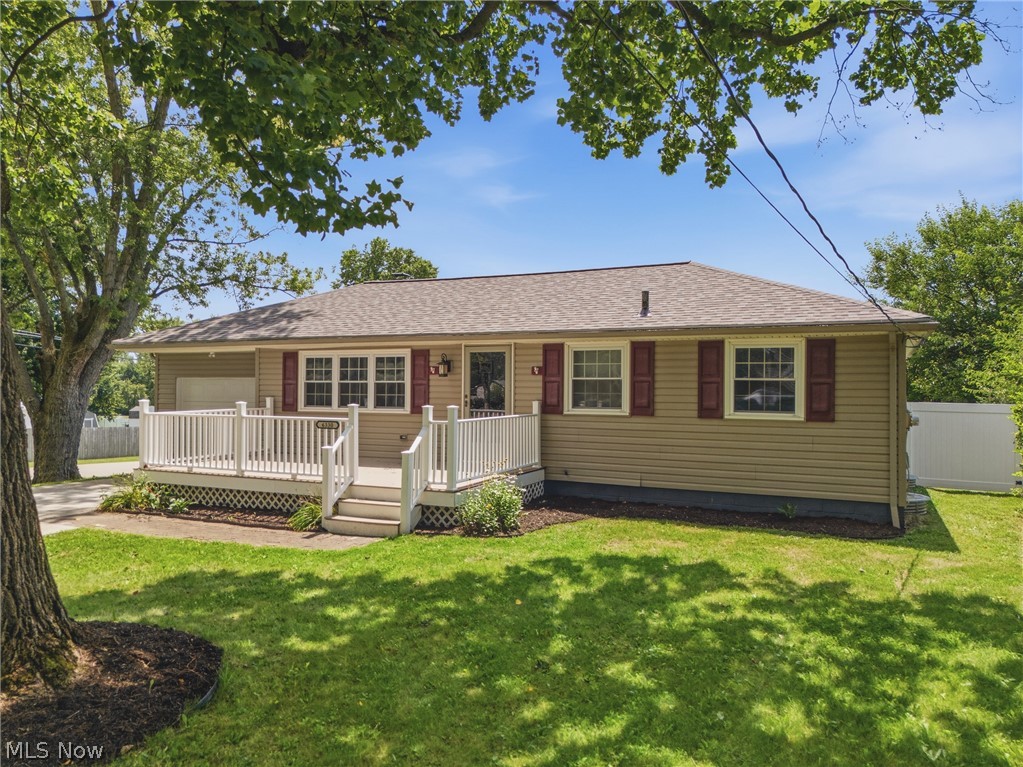 6330 Peach Street Louisville OH 44641