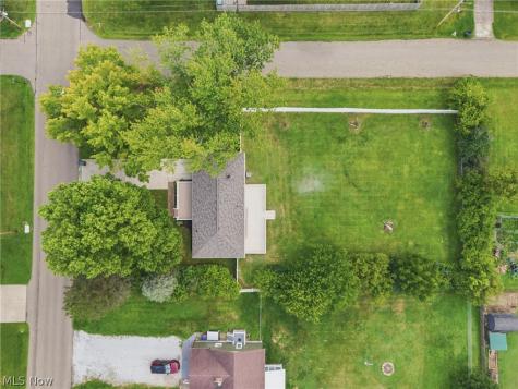 6330 Peach Street Louisville OH 44641
