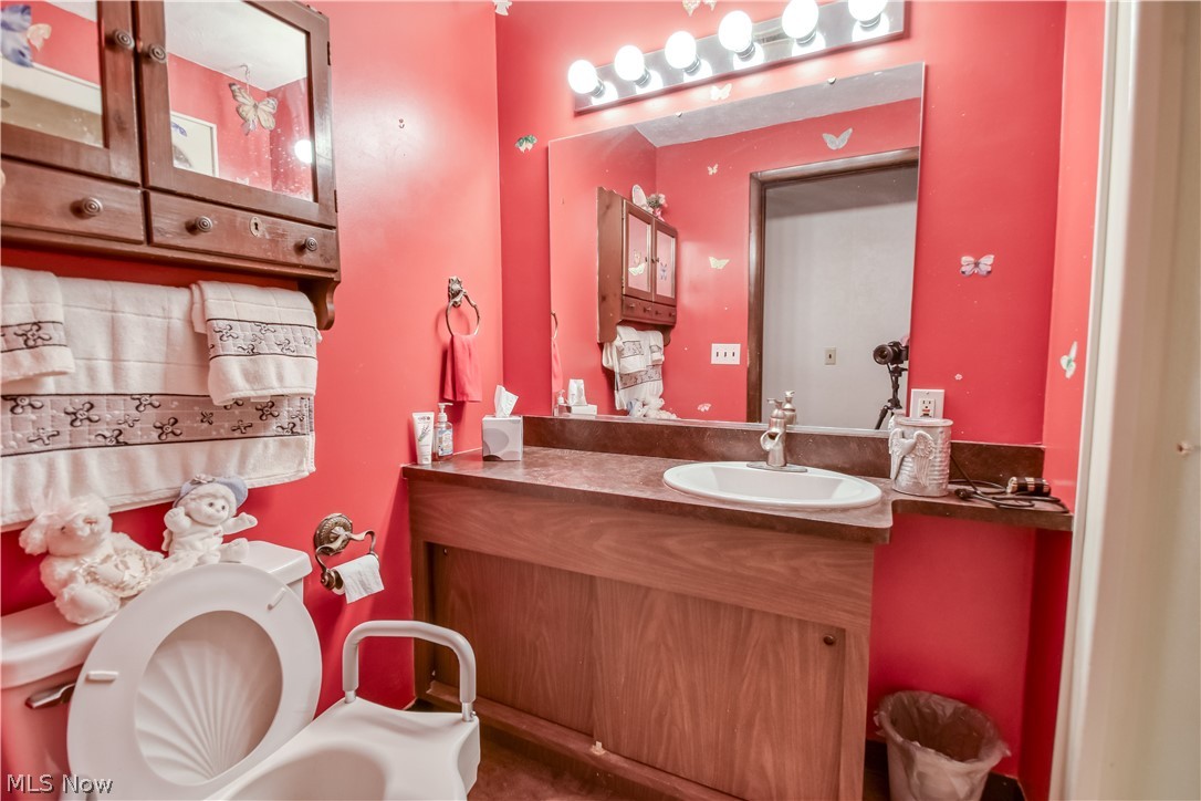 1256 E 331st Street Eastlake OH 44095