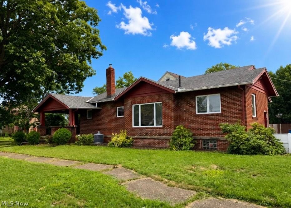 843 W 29th Street Lorain OH 44052