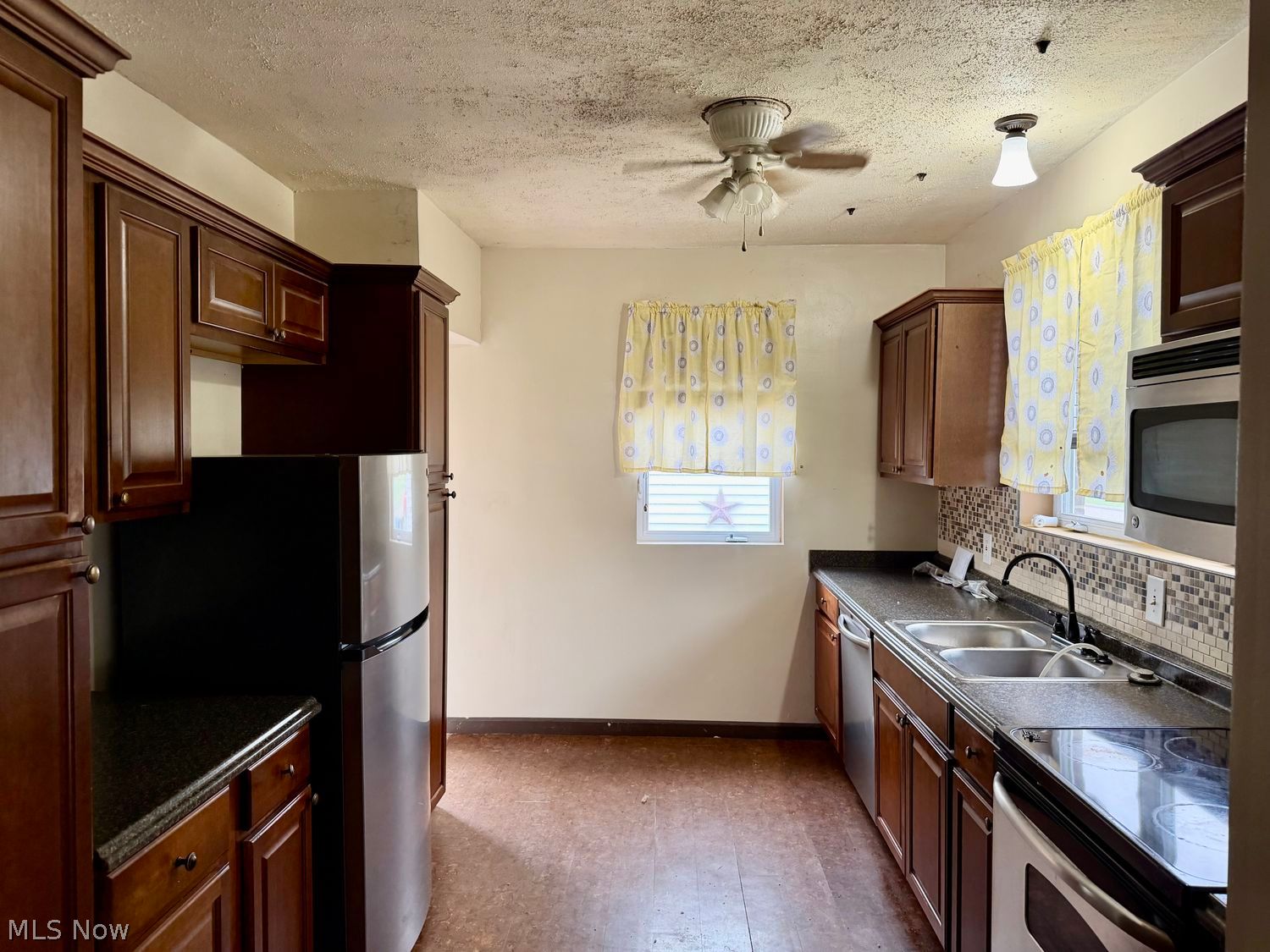 843 W 29th Street Lorain OH 44052