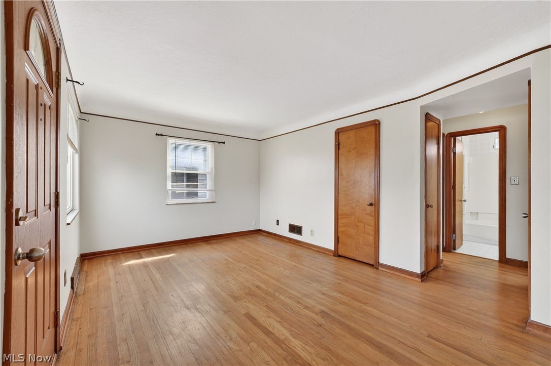 2819 Tuxedo Avenue Parma OH 44134