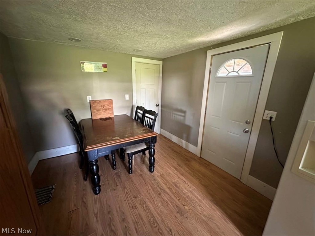 302 3rd Avenue SE Beach City OH 44608