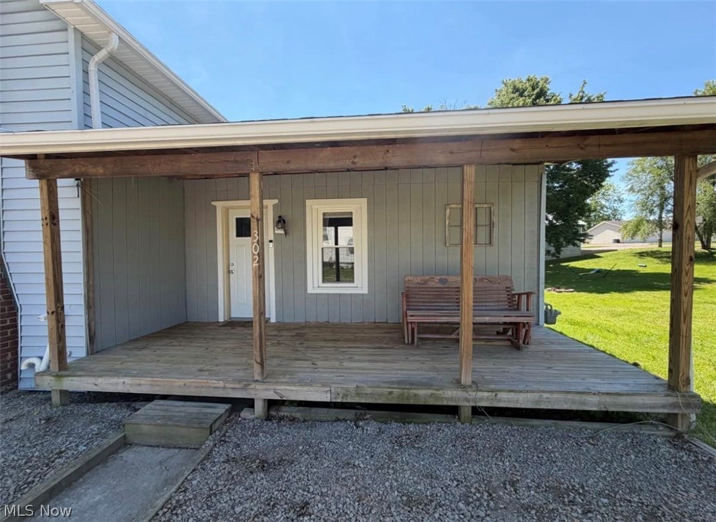 302 3rd Avenue SE Beach City OH 44608