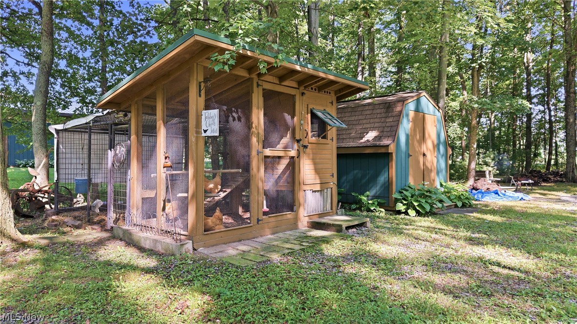 37933 Longs Crossing Road Leetonia OH 44431