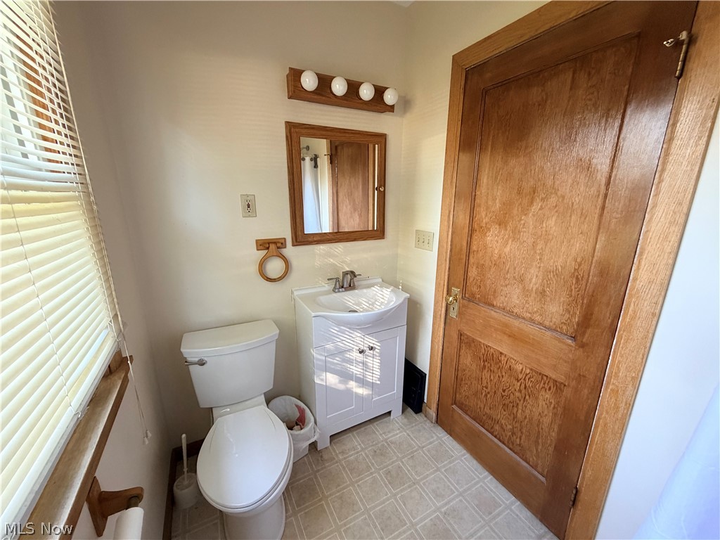 1237 E 21st Street Ashtabula OH 44004