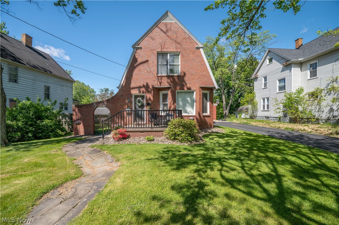 124 Hartzell Avenue Niles OH 44446