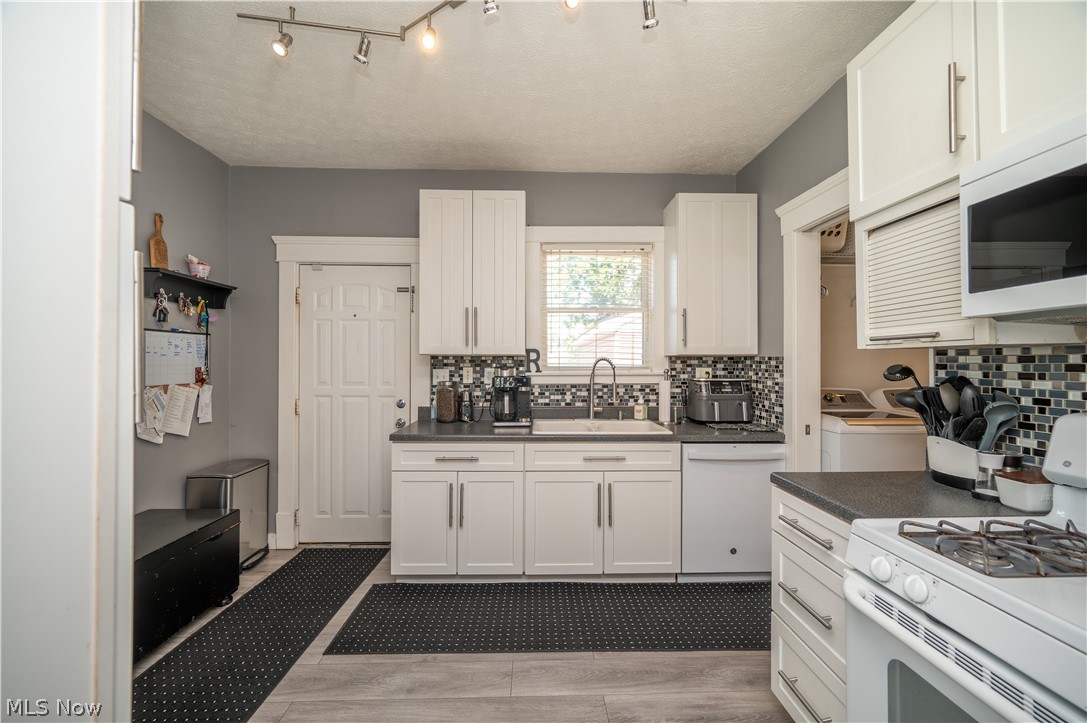124 Hartzell Avenue Niles OH 44446