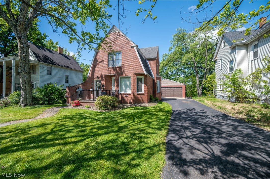 124 Hartzell Avenue Niles OH 44446