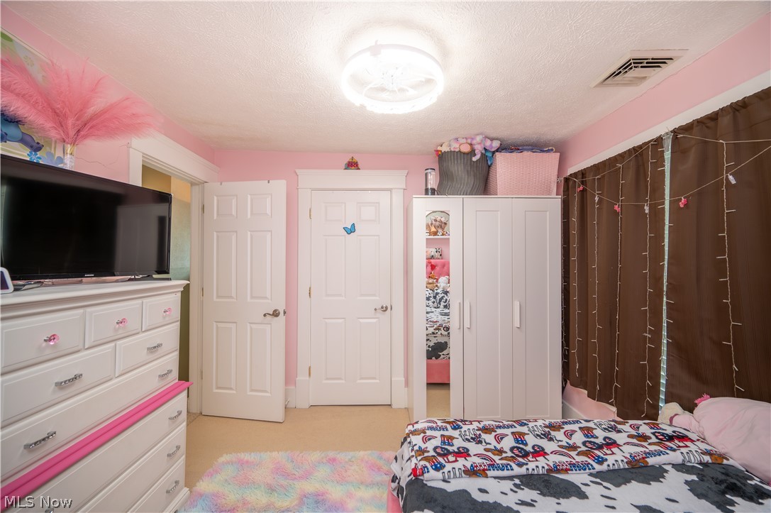 124 Hartzell Avenue Niles OH 44446
