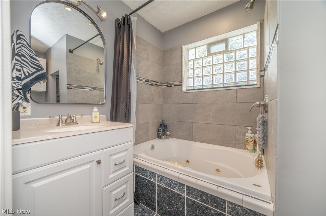 124 Hartzell Avenue Niles OH 44446
