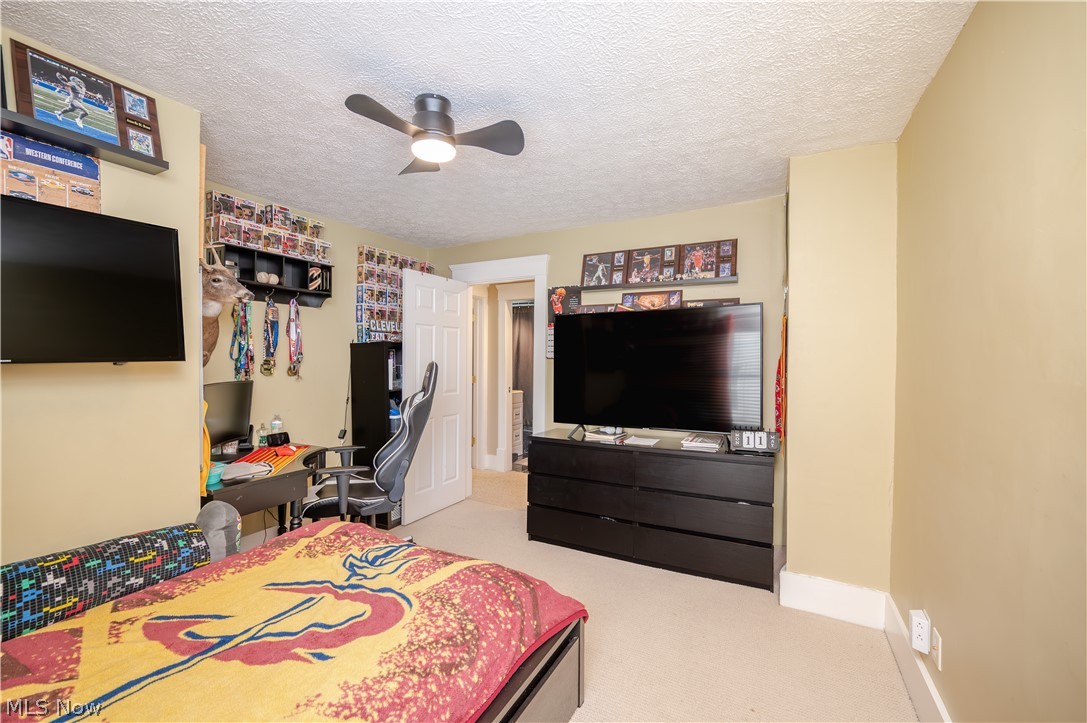 124 Hartzell Avenue Niles OH 44446