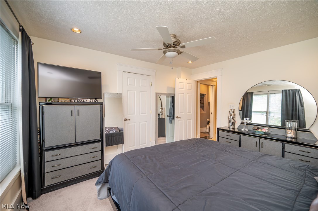 124 Hartzell Avenue Niles OH 44446