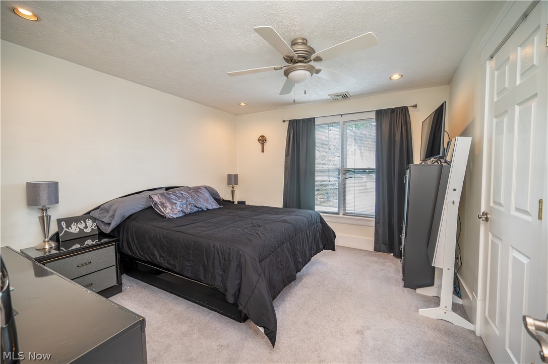 124 Hartzell Avenue Niles OH 44446