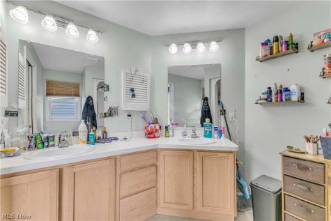 10273 E River Road Elyria OH 44035