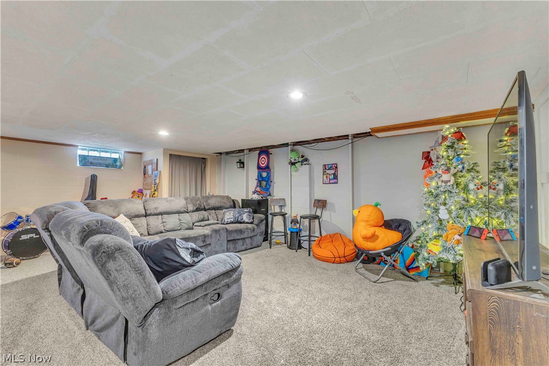 10273 E River Road Elyria OH 44035