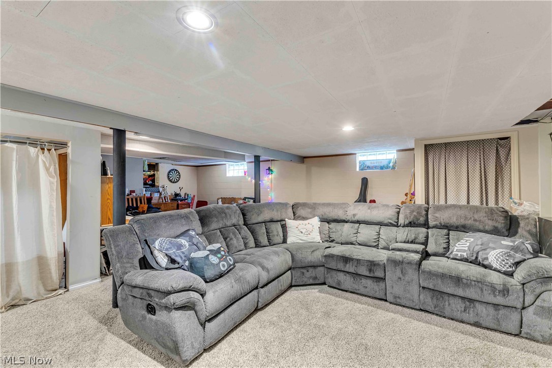 10273 E River Road Elyria OH 44035