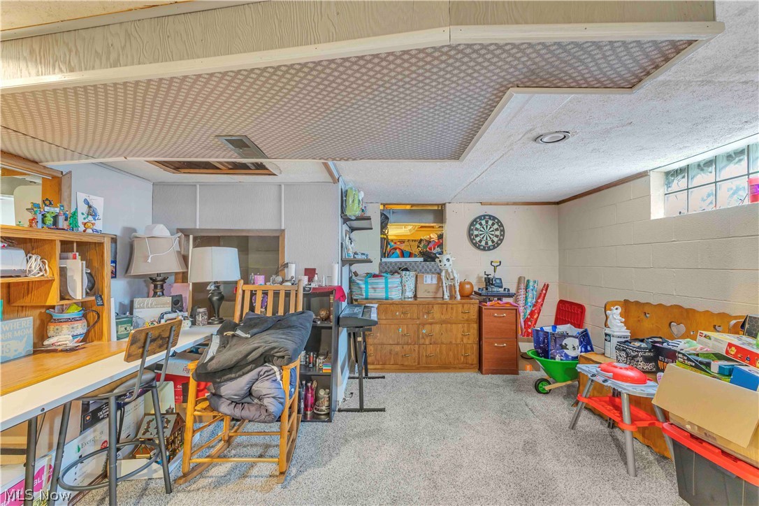 10273 E River Road Elyria OH 44035