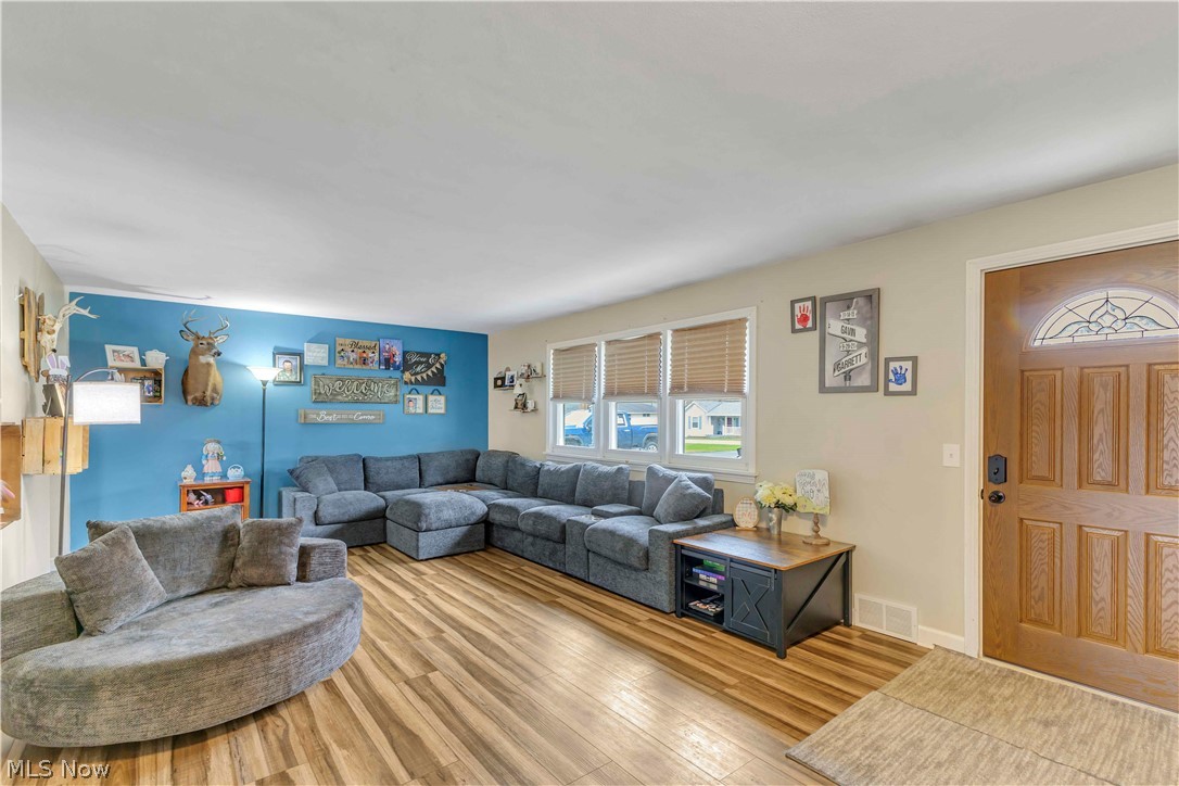 10273 E River Road Elyria OH 44035