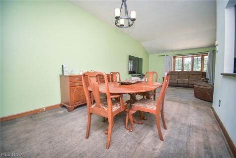816 Bennett Drive Elyria OH 44035