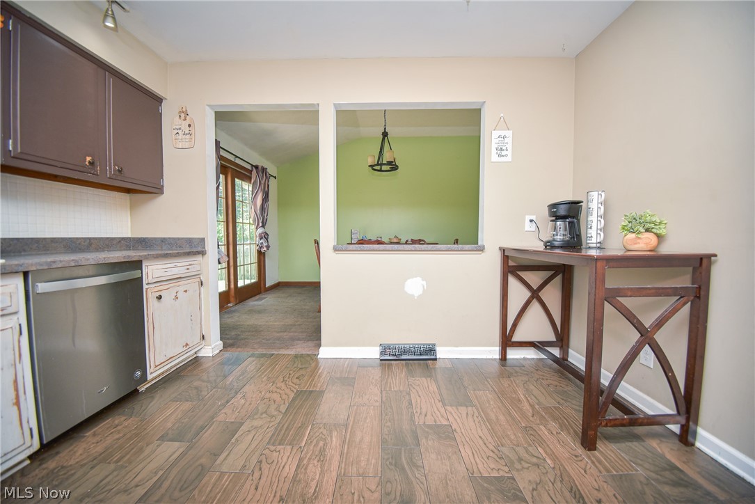816 Bennett Drive Elyria OH 44035