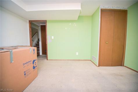 816 Bennett Drive Elyria OH 44035