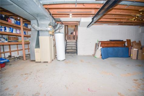816 Bennett Drive Elyria OH 44035