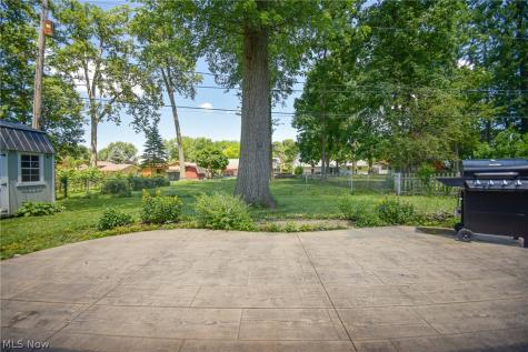 816 Bennett Drive Elyria OH 44035