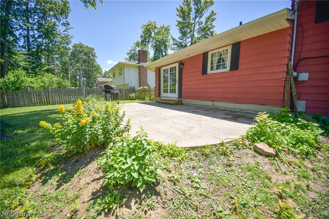 816 Bennett Drive Elyria OH 44035