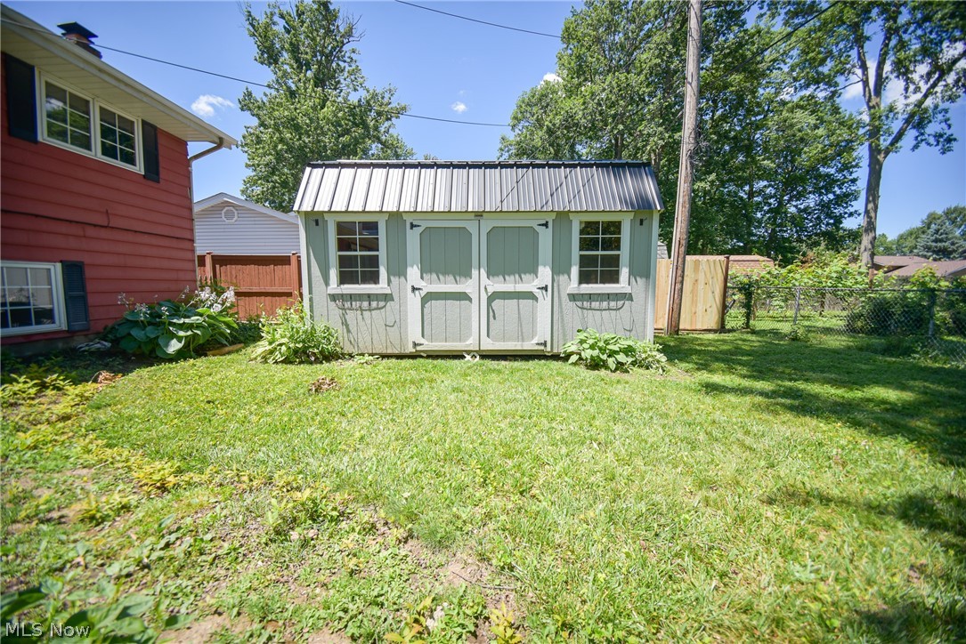 816 Bennett Drive Elyria OH 44035