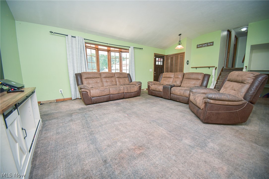 816 Bennett Drive Elyria OH 44035