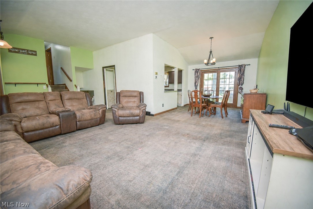 816 Bennett Drive Elyria OH 44035