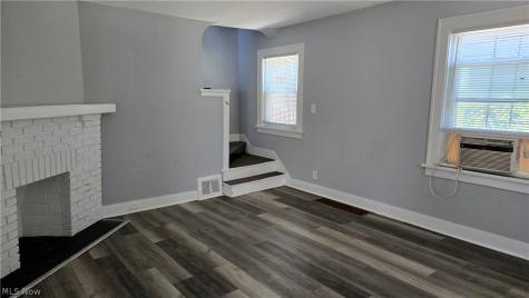 10017 Sandusky Avenue Cleveland OH 44105