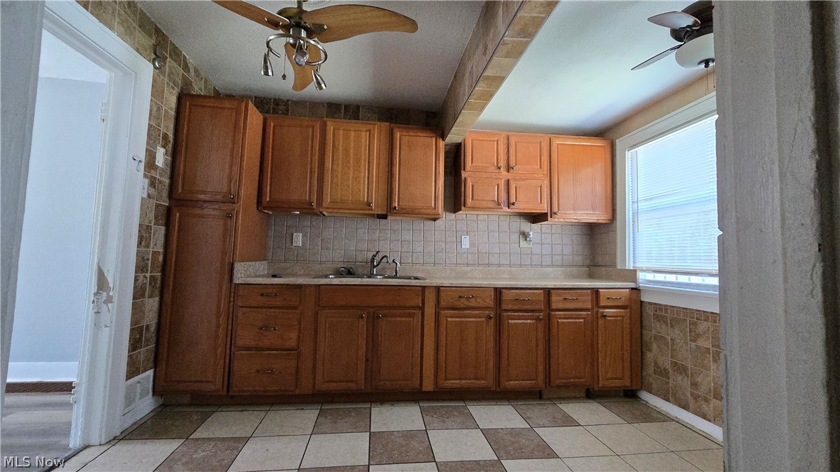 10017 Sandusky Avenue Cleveland OH 44105