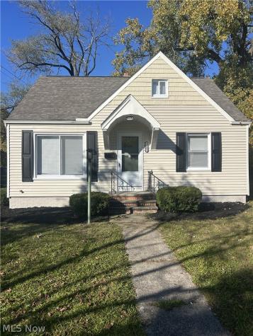 16001 Westview Avenue Cleveland OH 44128
