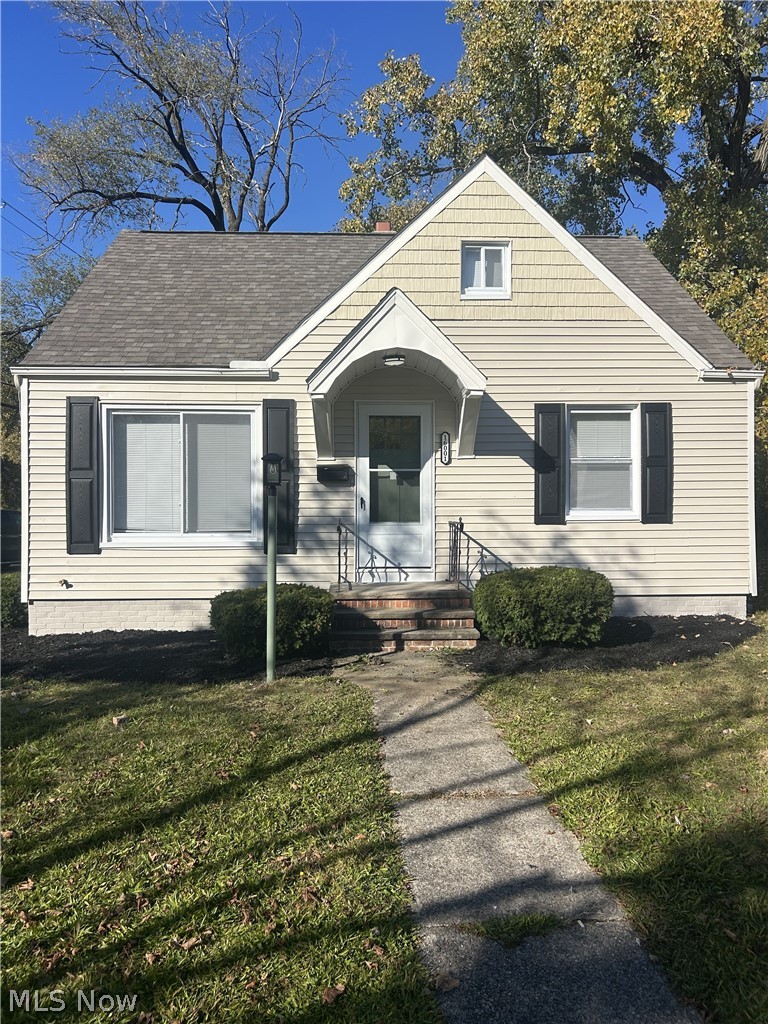 16001 Westview Avenue Cleveland OH 44128