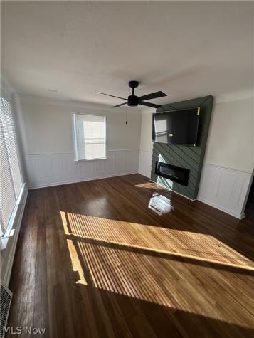 16001 Westview Avenue Cleveland OH 44128