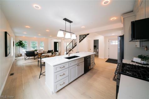 2124 Lamberton Road Cleveland Heights OH 44118