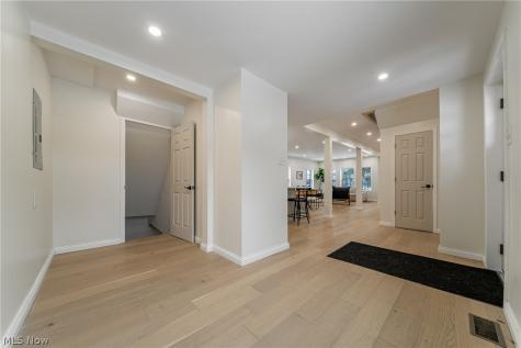 2124 Lamberton Road Cleveland Heights OH 44118