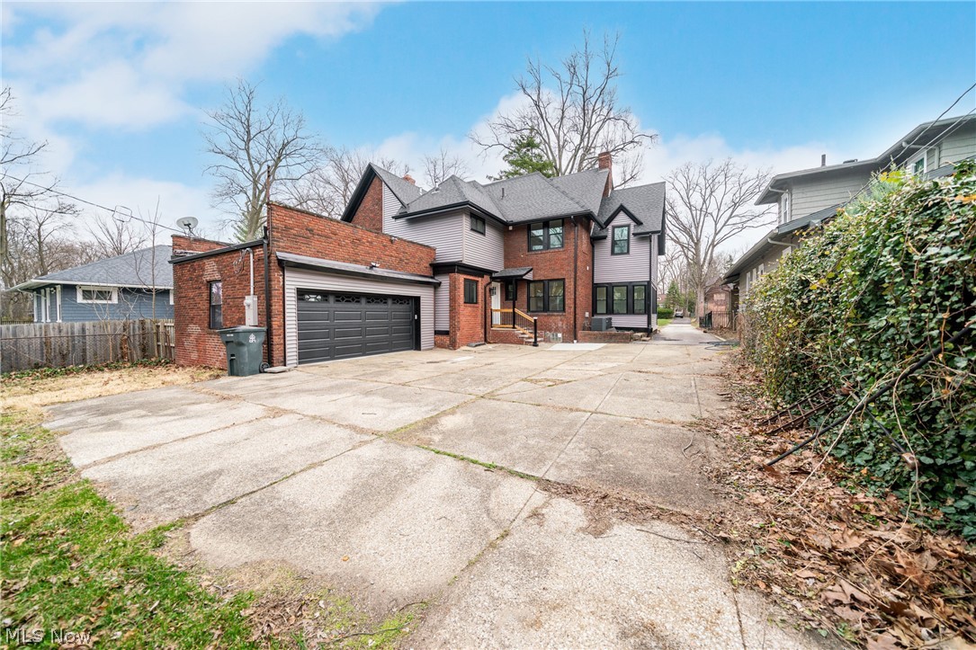2124 Lamberton Road Cleveland Heights OH 44118