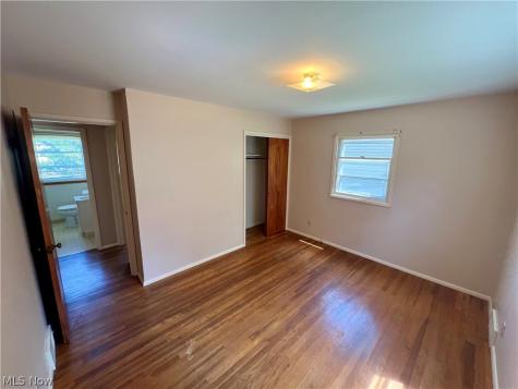 1630 Eastwood Avenue Akron OH 44305