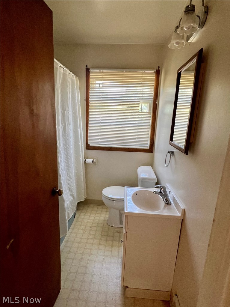 1630 Eastwood Avenue Akron OH 44305