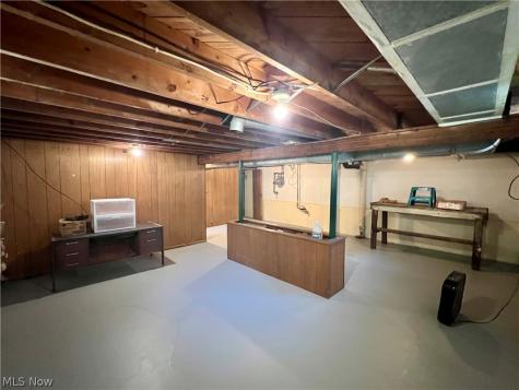 1630 Eastwood Avenue Akron OH 44305