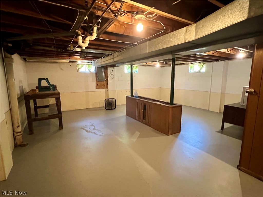1630 Eastwood Avenue Akron OH 44305