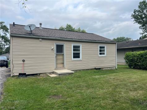 1630 Eastwood Avenue Akron OH 44305